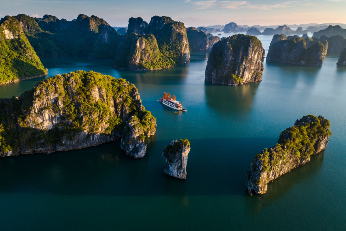 Halong Bay - World Mate Travel